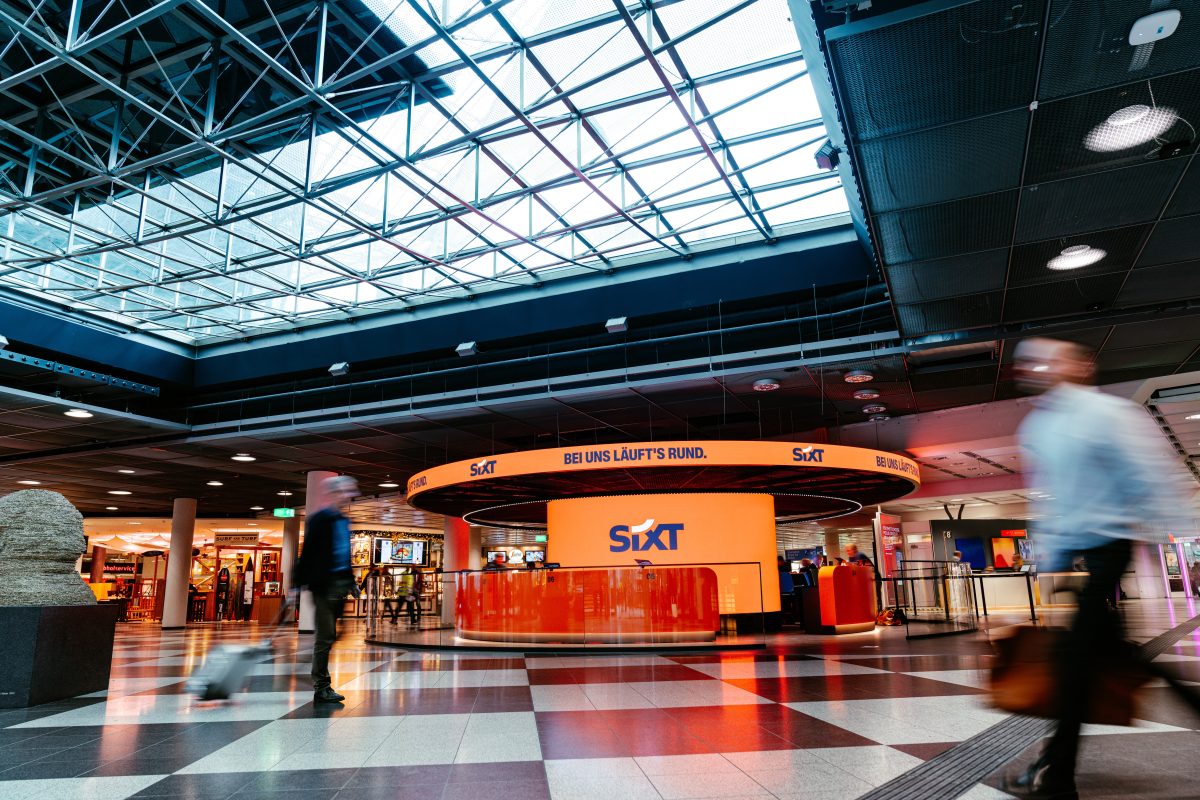 SIXT Station Totale